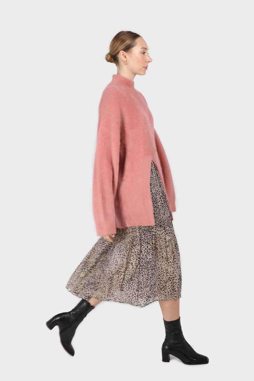 Pink split front mock neck angora long jumper_5