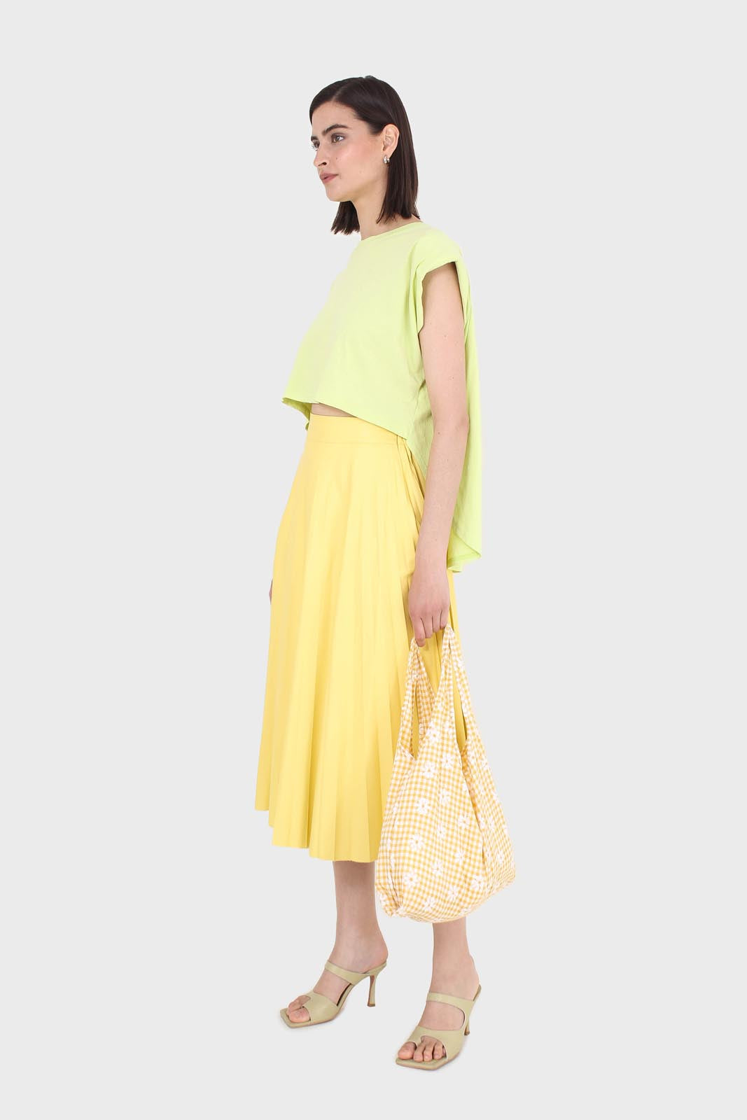 Yellow vegan leather pleated midi skirt_5