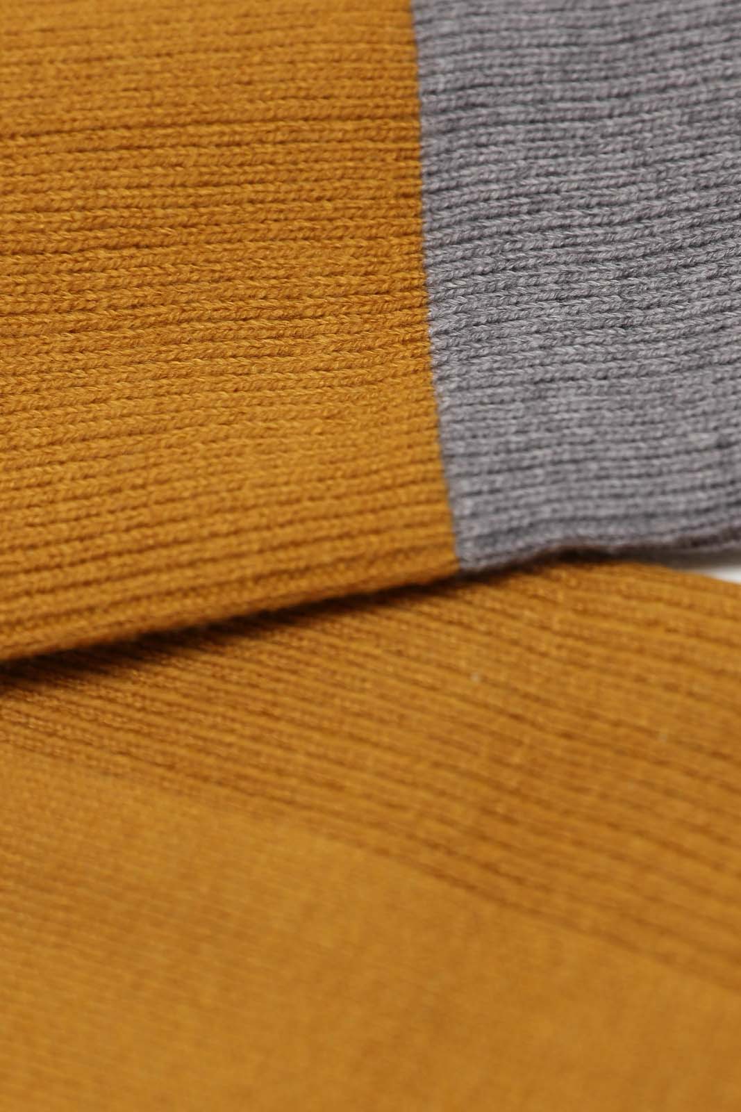 Mustard and grey colorblock long socks_2