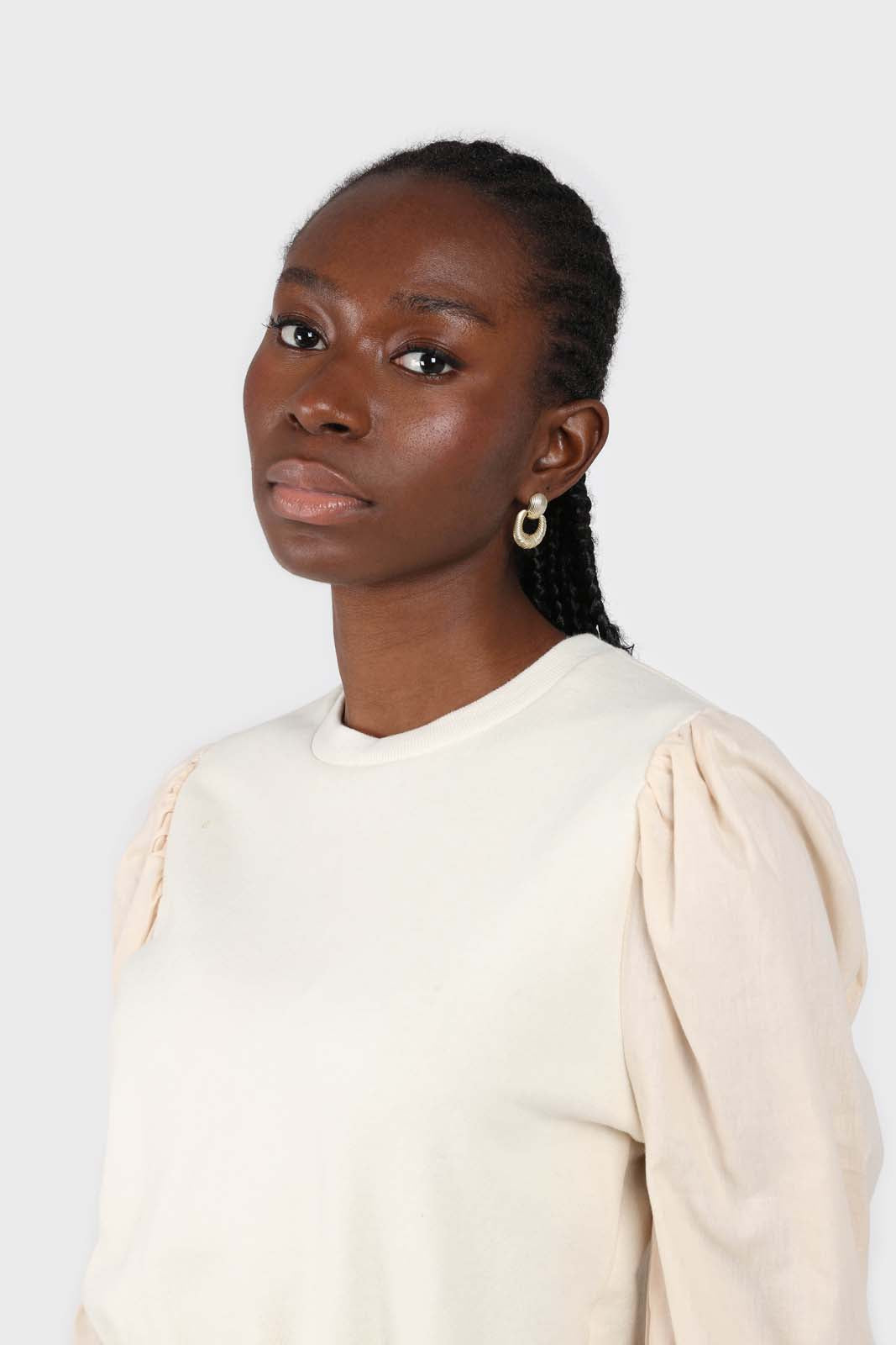 Cream balloon sleeve crop sweatshirt_4