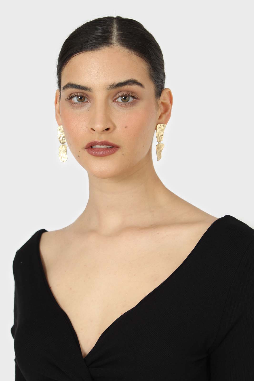 Black twist front long sleeve crop top_7