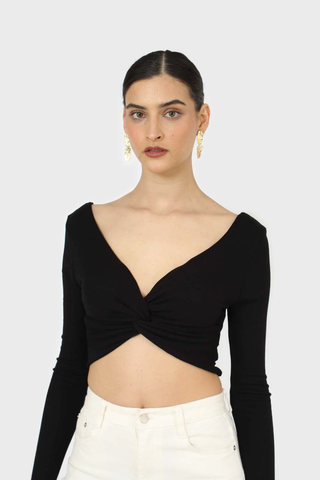 Black twist front long sleeve crop top_1