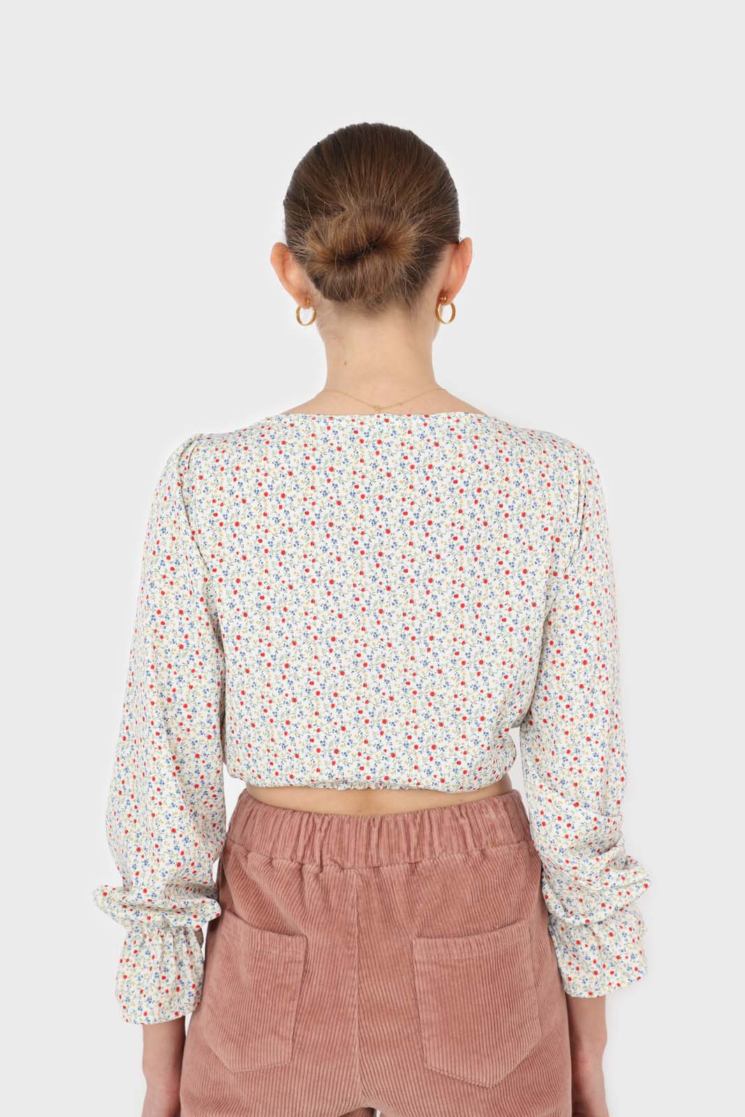 Ivory floral ruched front long sleeved blouse_3