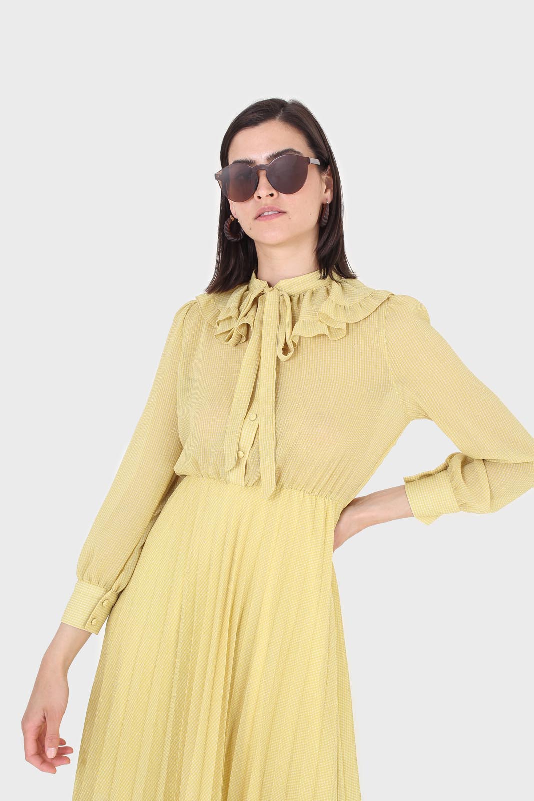 Yellow ruffle tie dress_8
