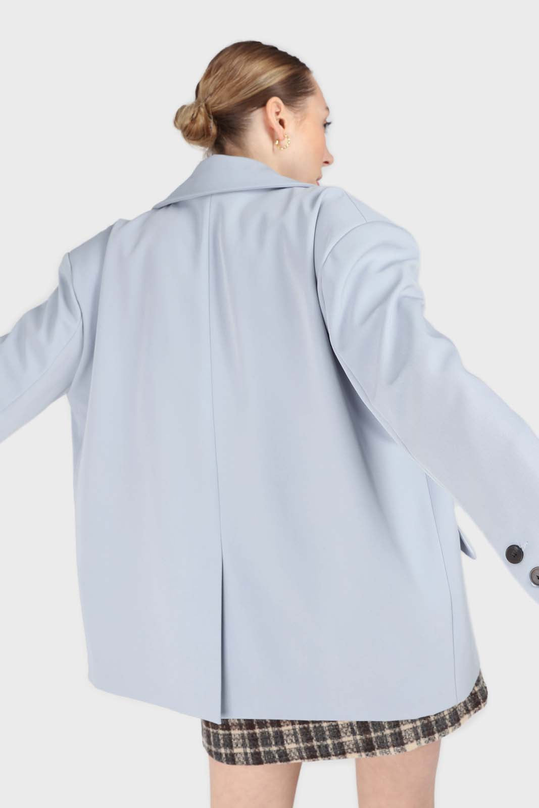 Powder blue contrast button oversized blazer_14