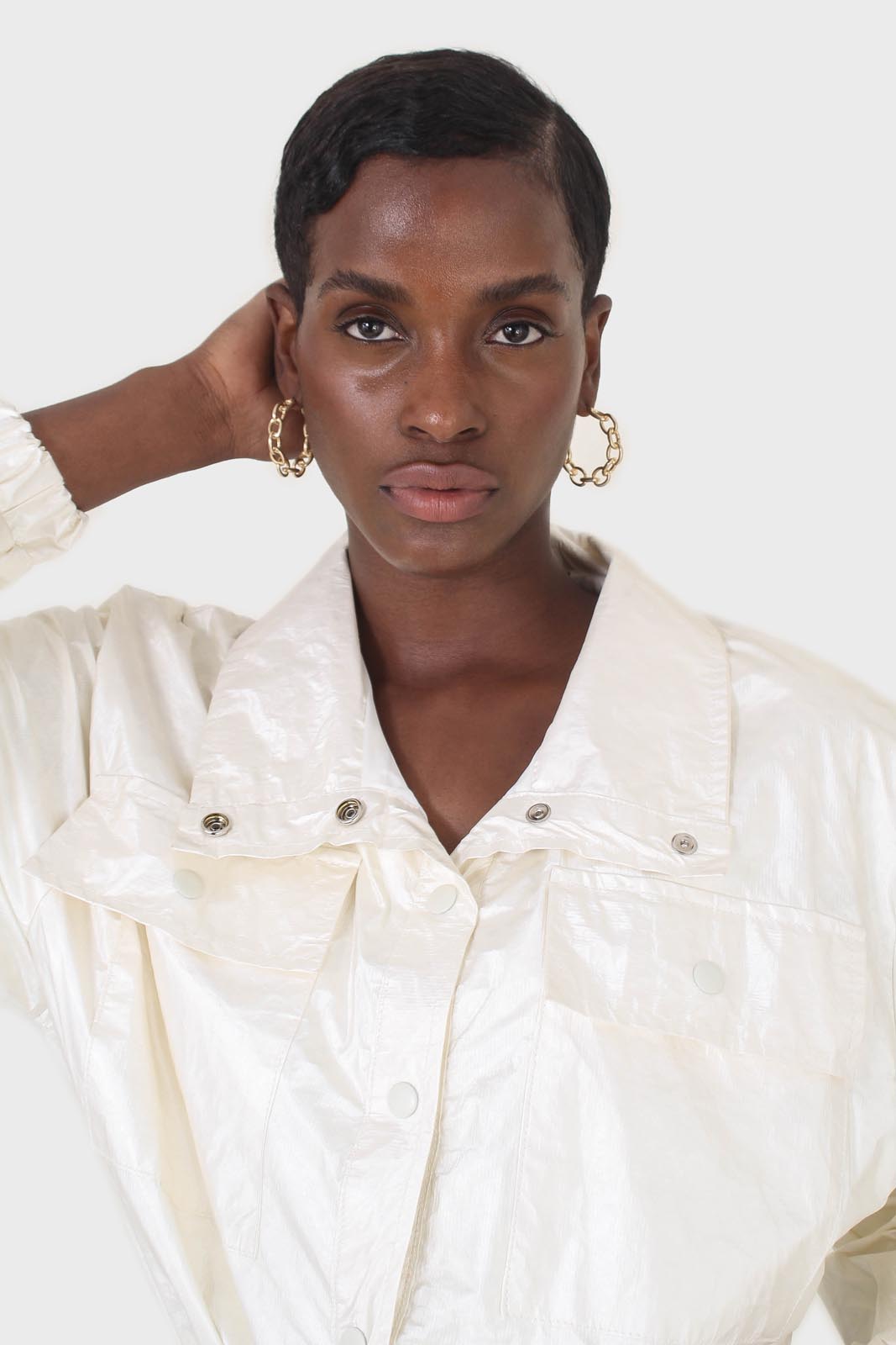 Ivory shiny coated crop blouson jacket_4