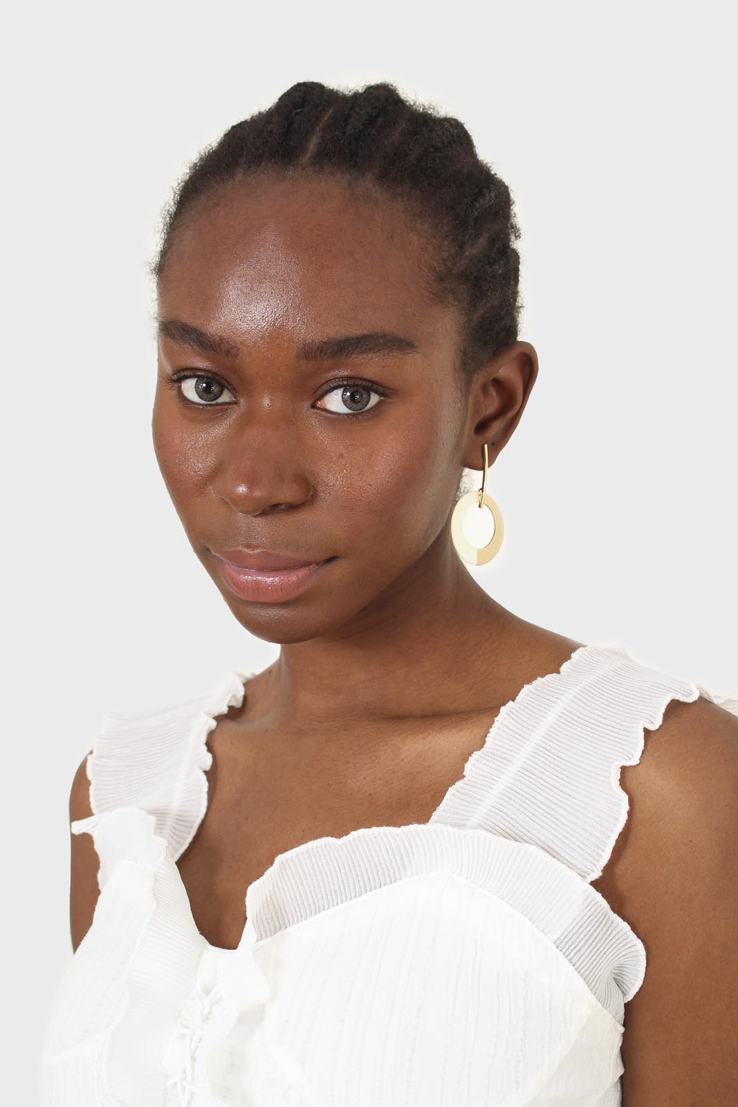 White chiffon trim lace up front tank top_13