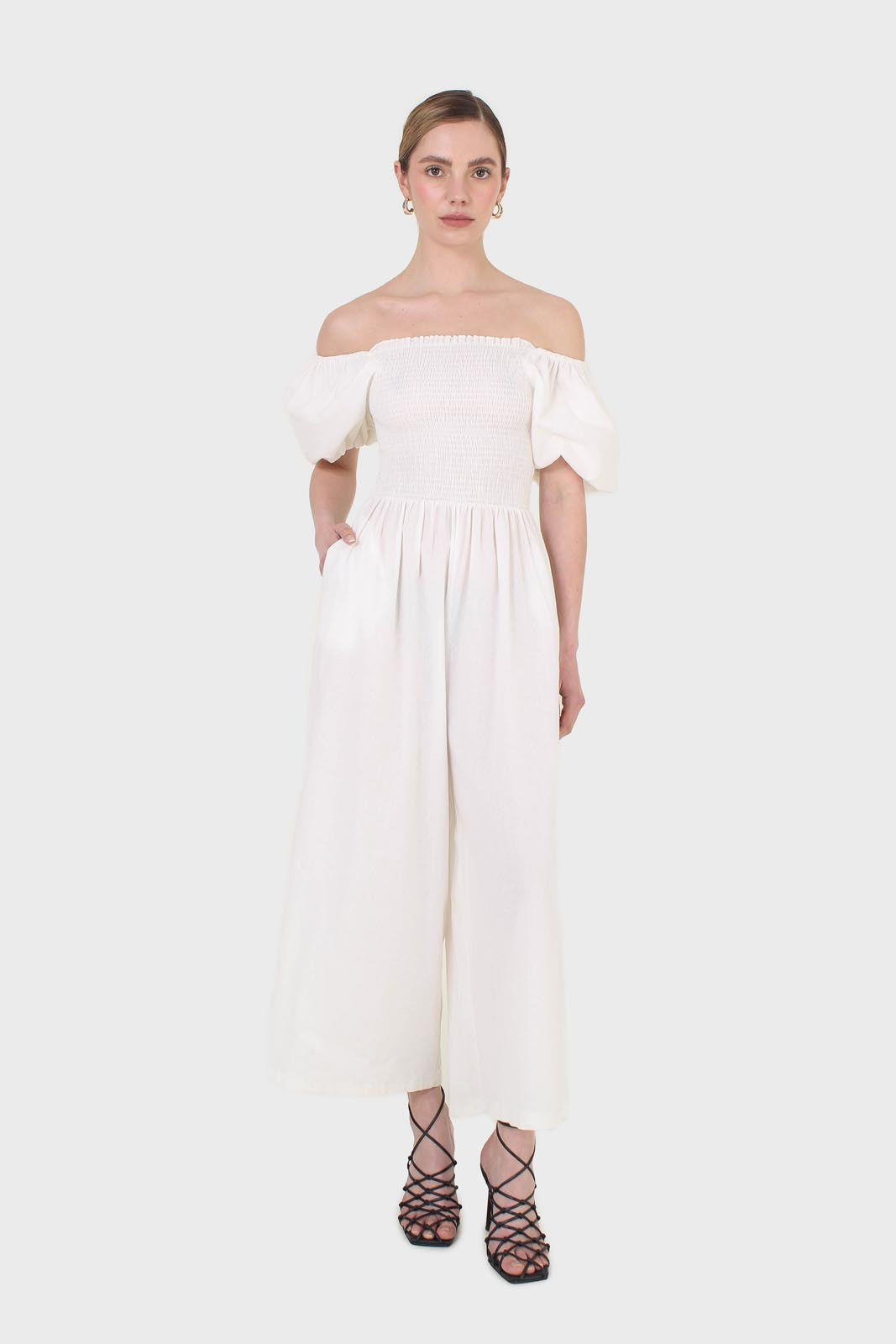 White short sleeved ruched bodice jumpsuit_9