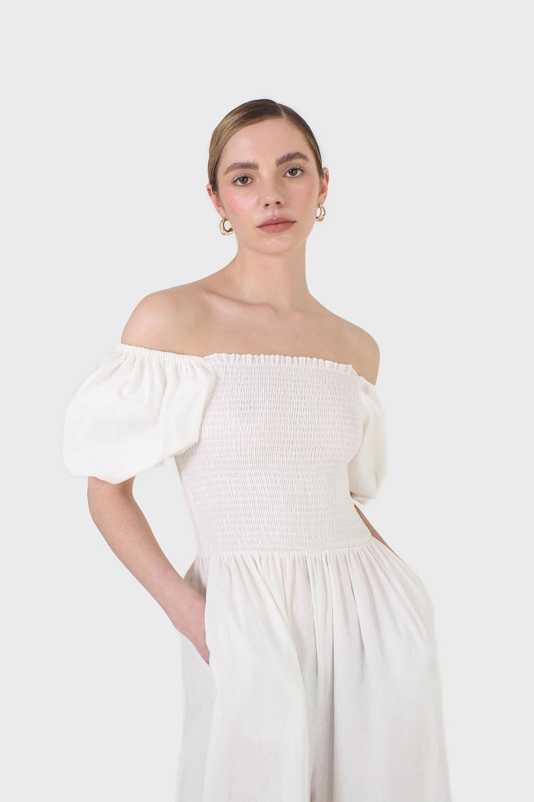 White short sleeved ruched bodice jumpsuit_7
