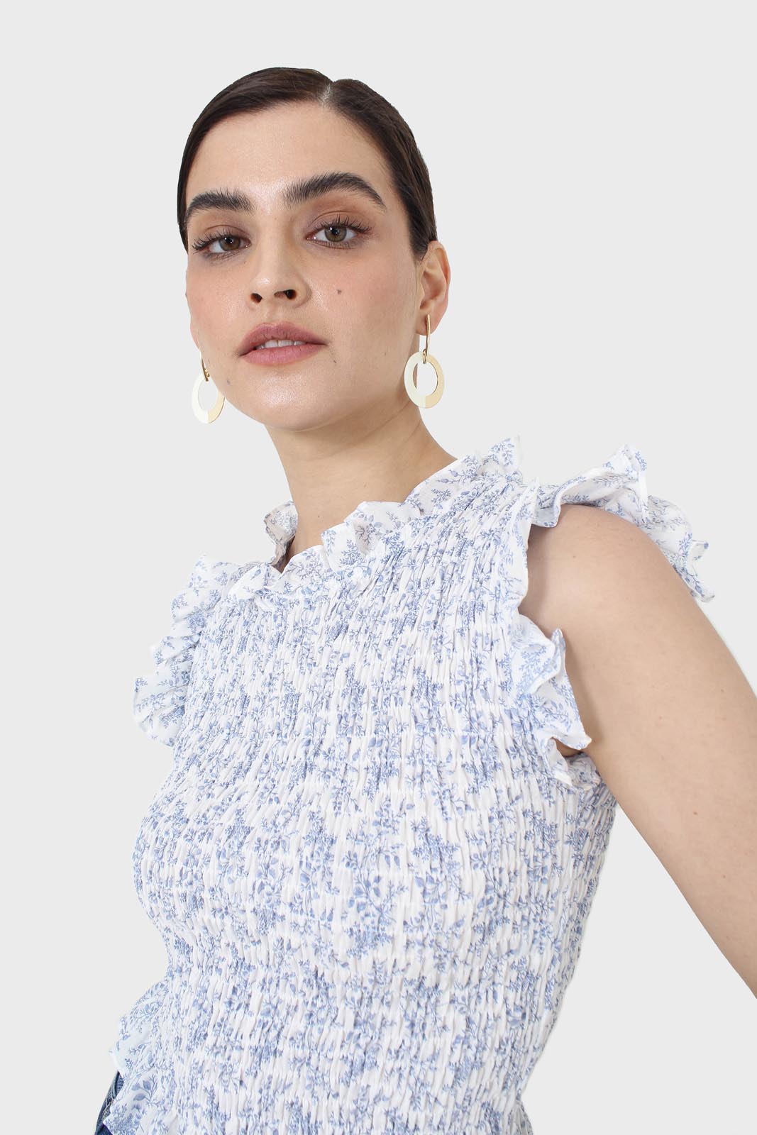 Ivory and blue floral print ruched tank_4