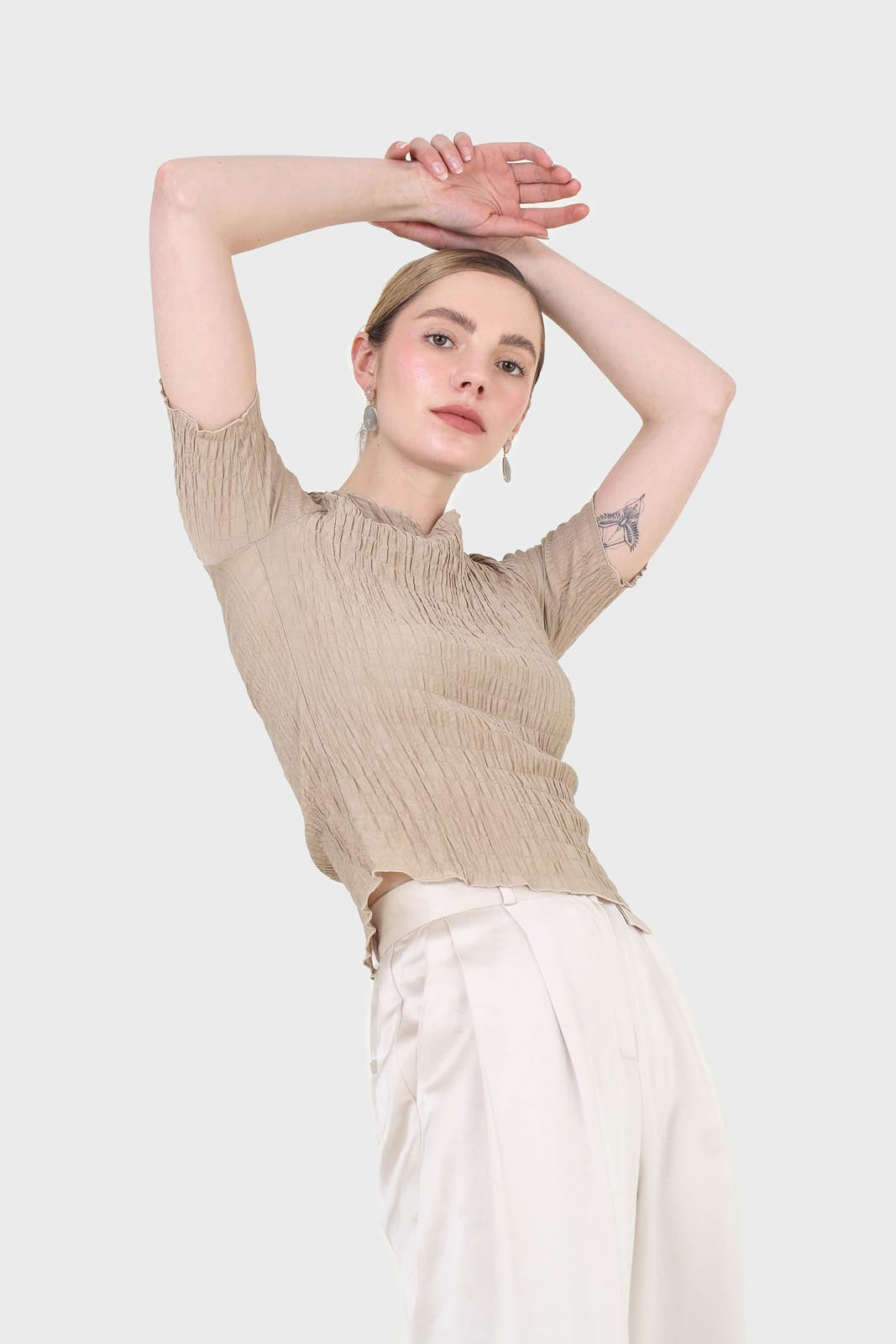 Beige smocked fitted short sleeved top_7