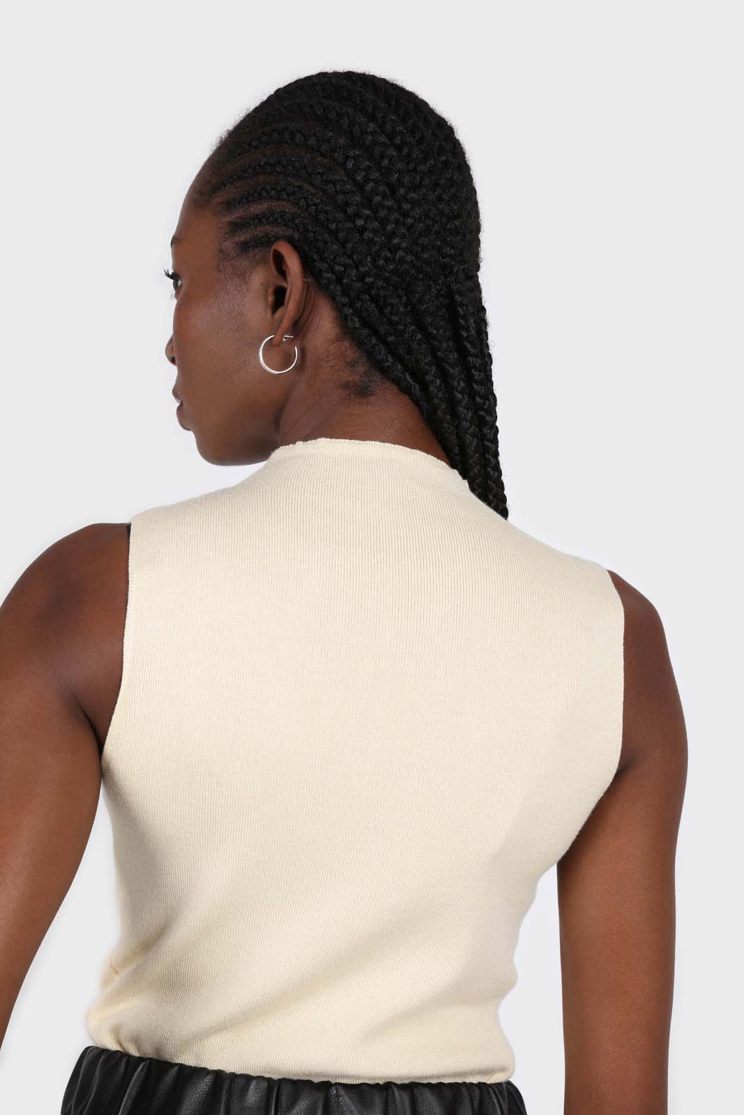 Light beige sleeveless mock neck knit tank_3