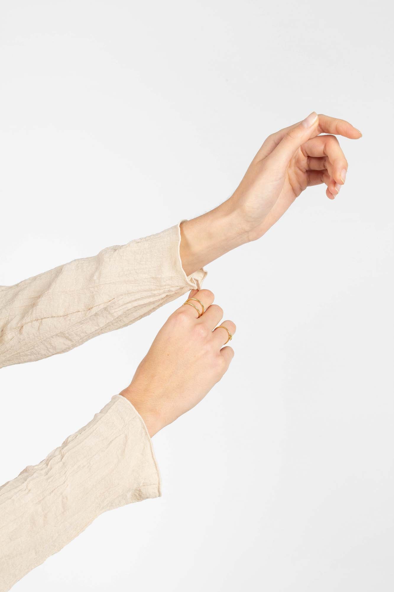 Beige wrinkled long sleeved top_8