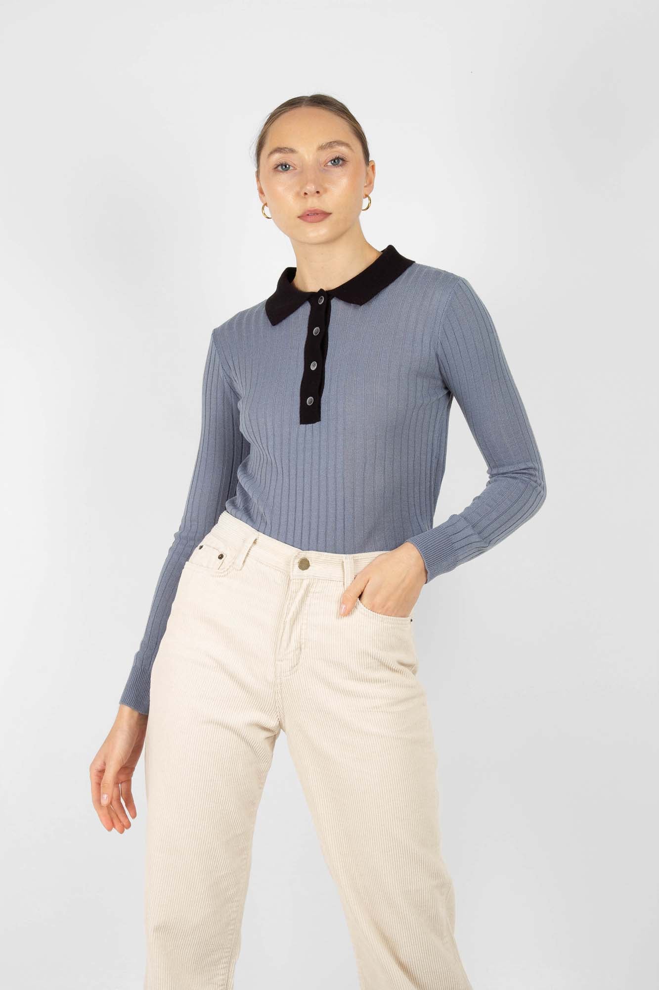 Blue contrast black collar knit top_3