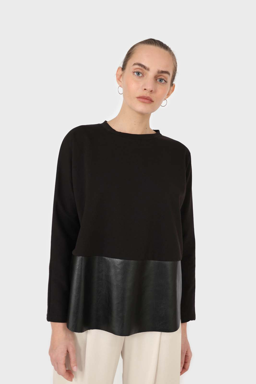 Black vegan leather contrast hem top_1
