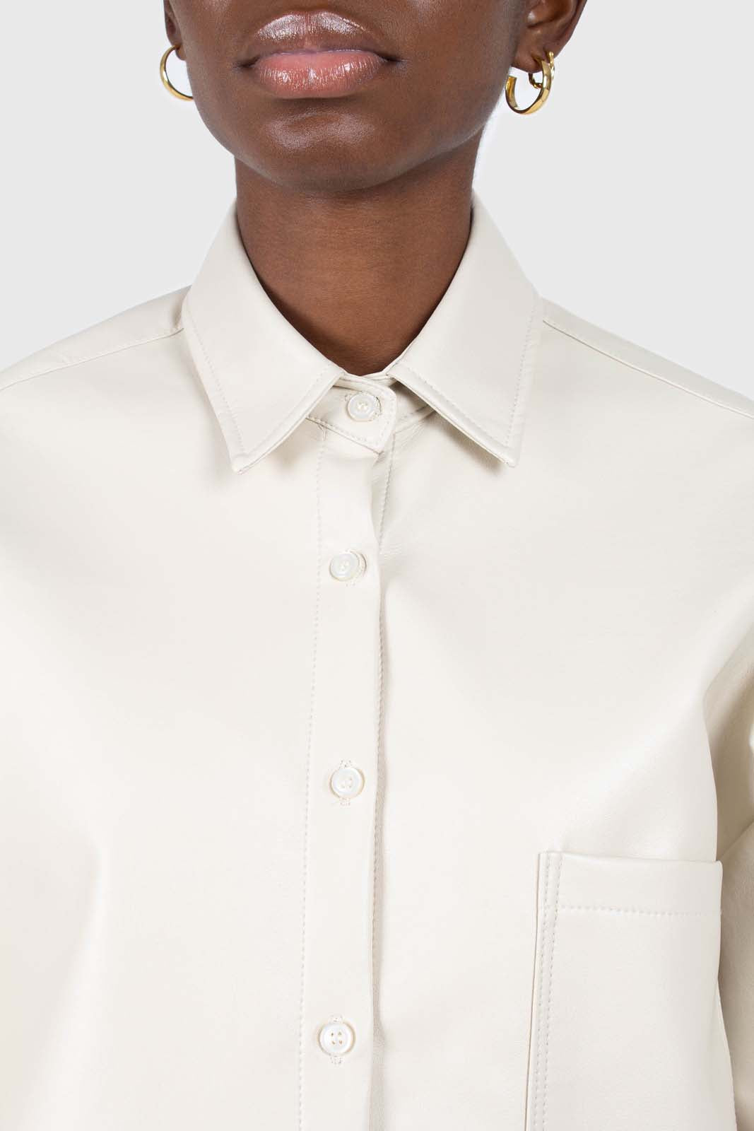 Cream vegan leather oversized shirt jacket_7