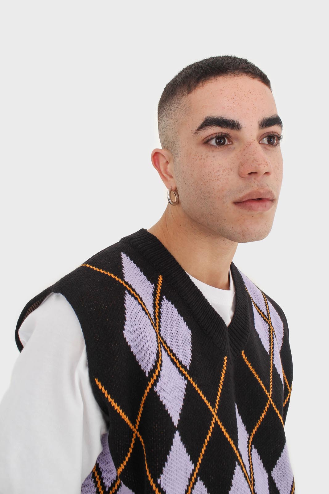Black and lilac argyle sweater vest_13