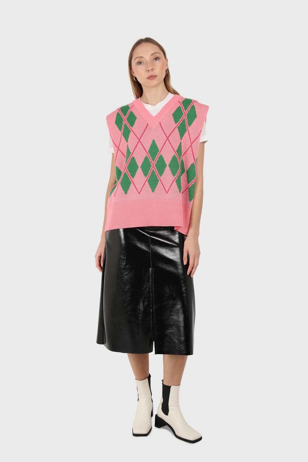 Pink and bright green argyle sweater vest_5