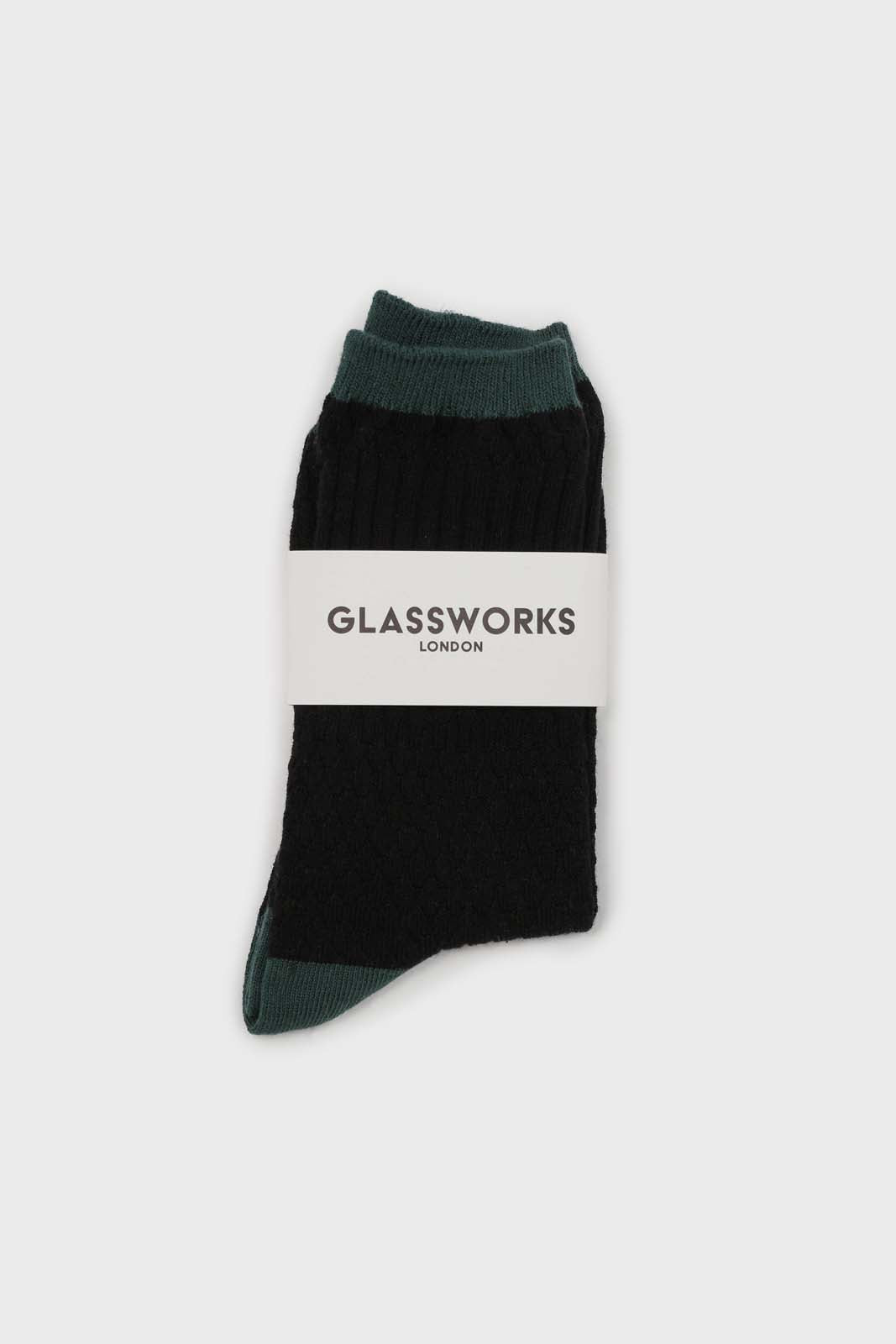 Black textured diamond green trim socks_3