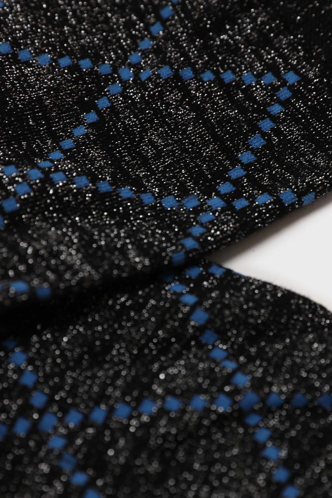 Black and blue dotted diamond metallic socks_2