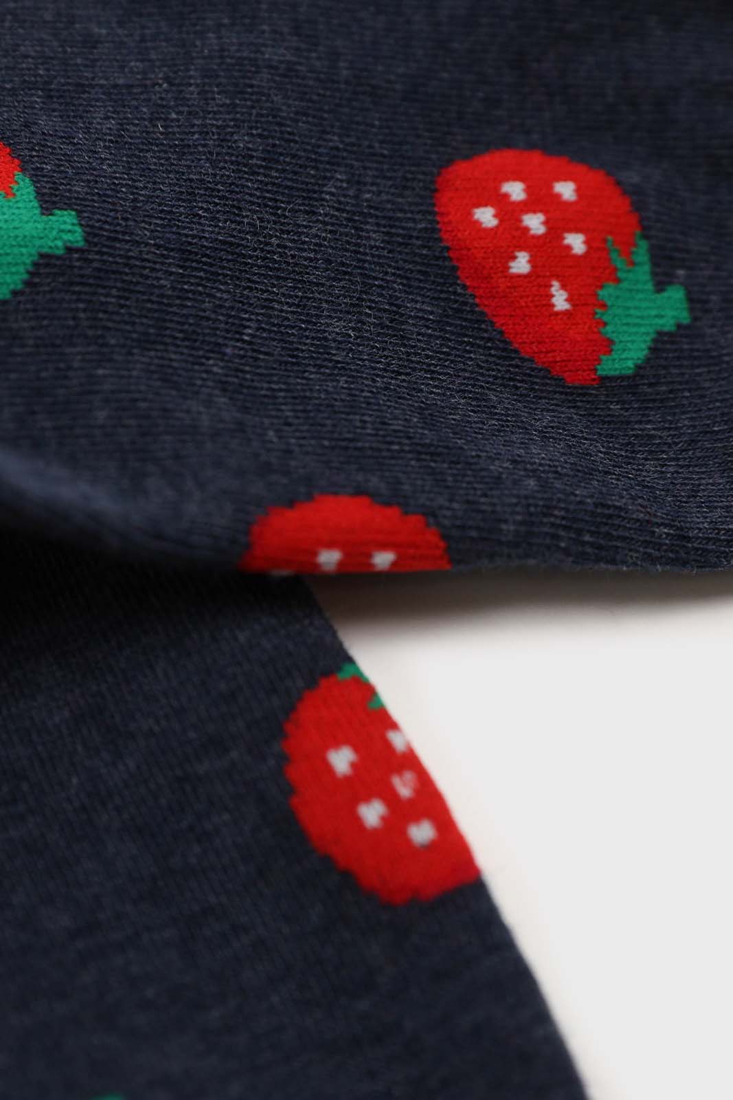 Dark blue strawberry socks_2