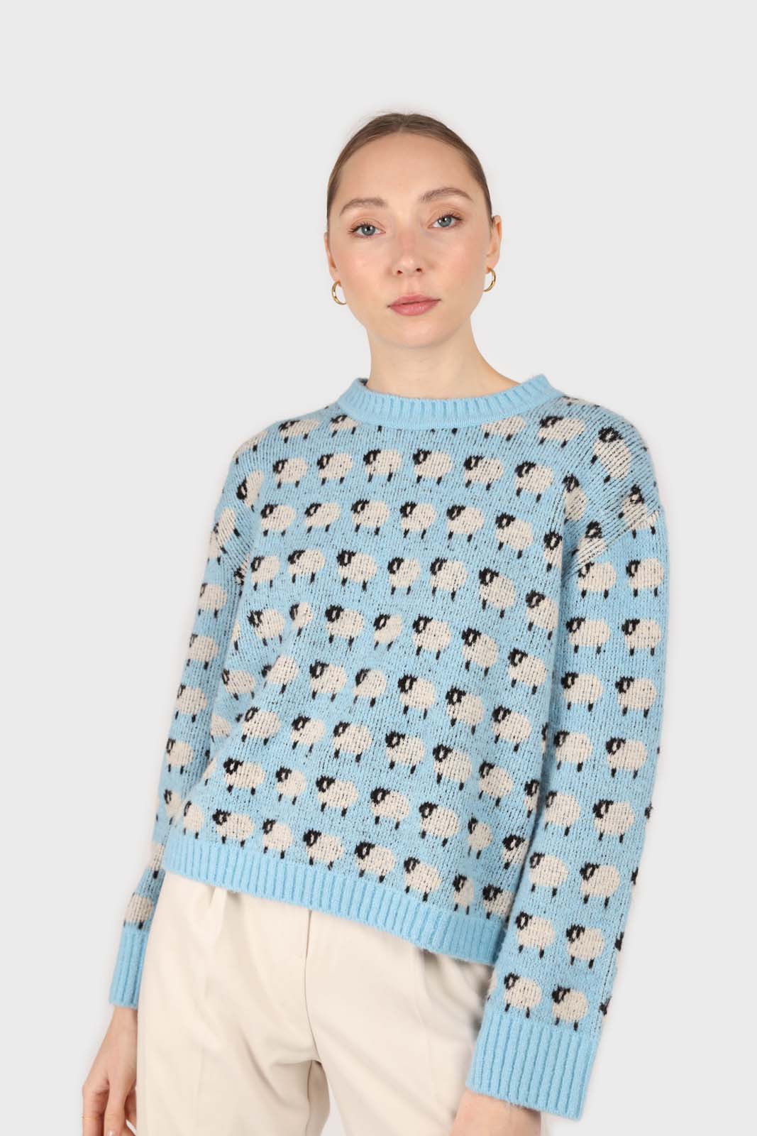 Blue intarsia sheep crew neck jumper_1