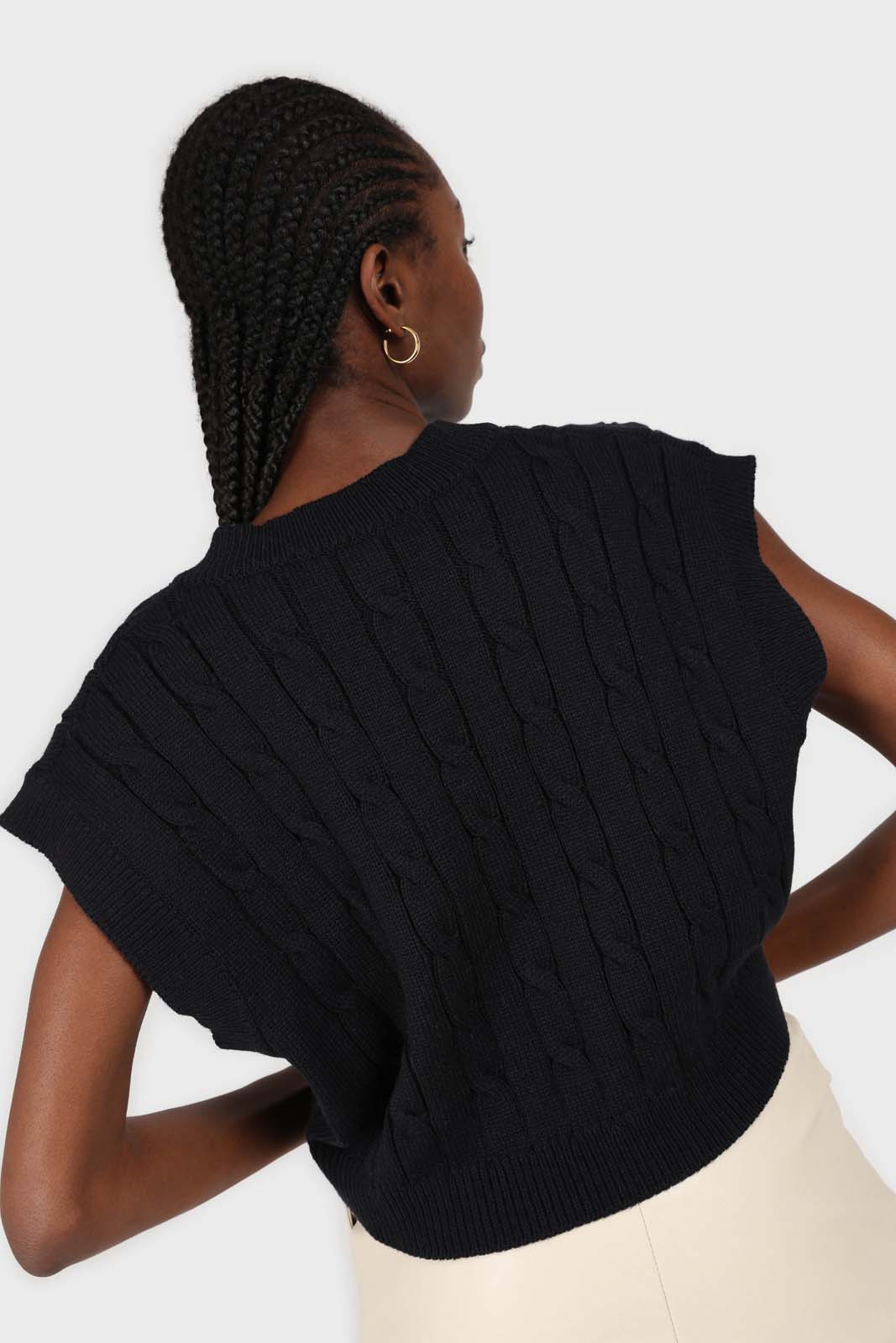 Navy cableknit knit vest_2