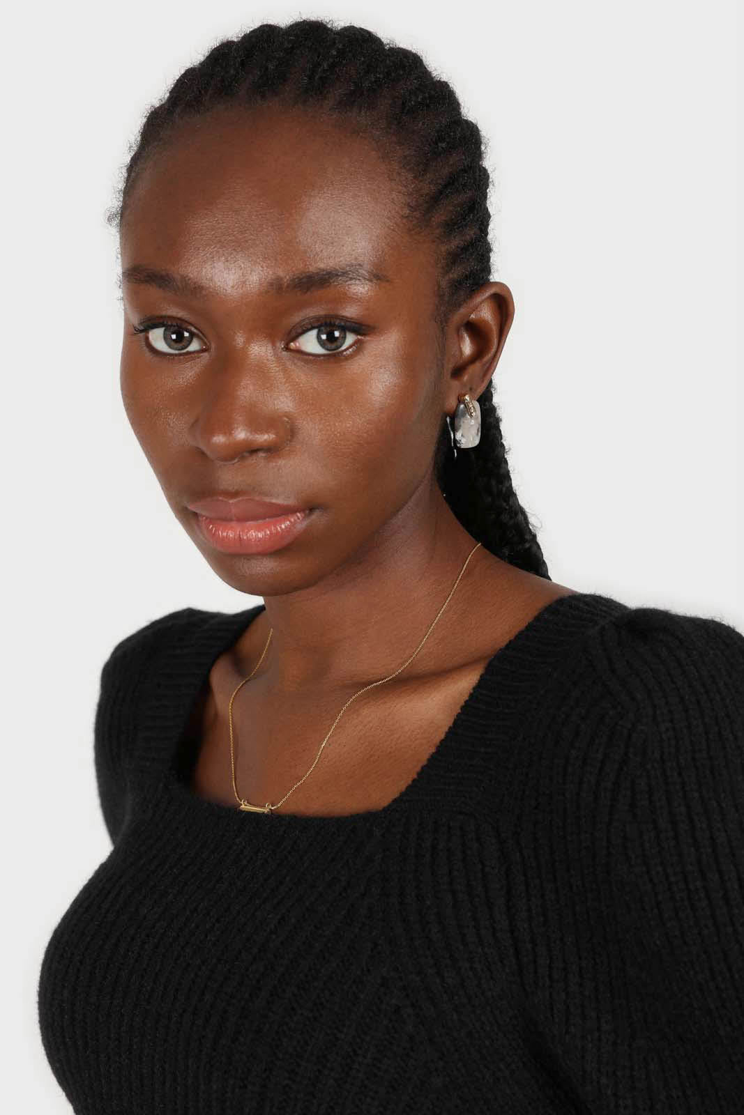 Black puff sleeved square neck knit top_6