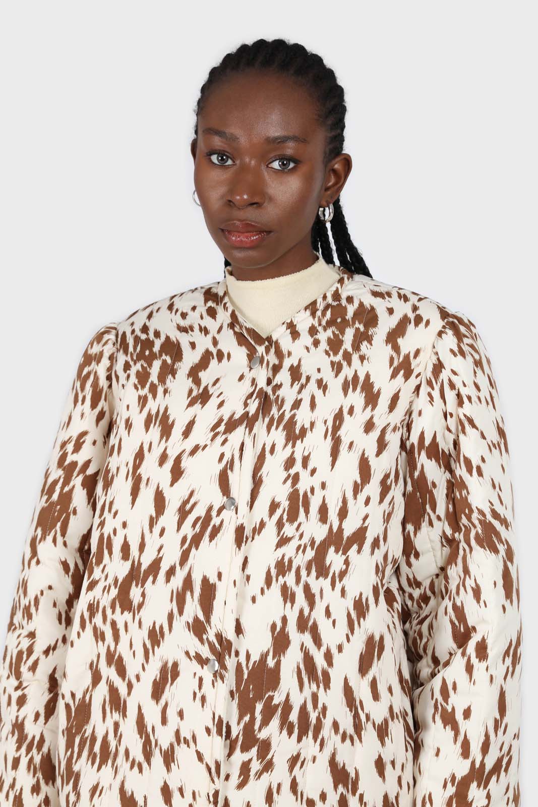 Ivory and brown animal print quilted puffer coat_6