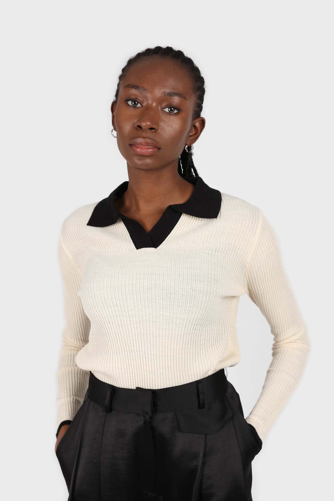 Ivory and black contrast collar knit top_1