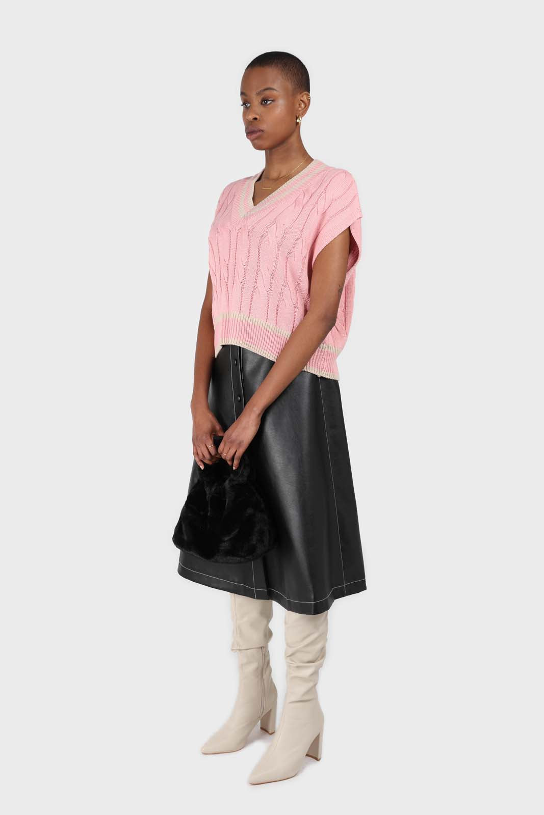 Pink and beige varsity trim cableknit vest_5