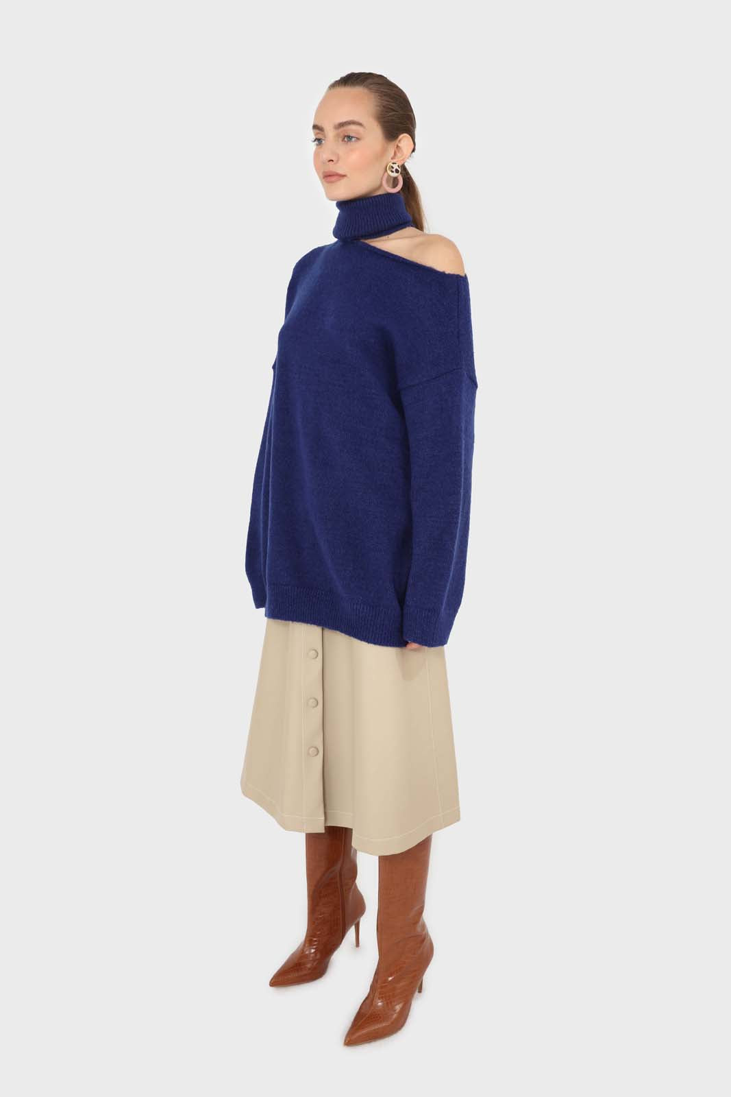 Cobalt blue slit neck turtleneck jumper_4