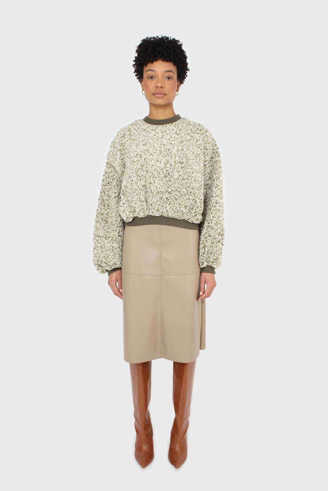 Khaki teddy cropped sweatshirt_3