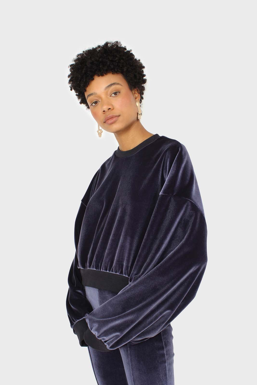 Navy smooth velvet balloon sleeve sweatshirt_7