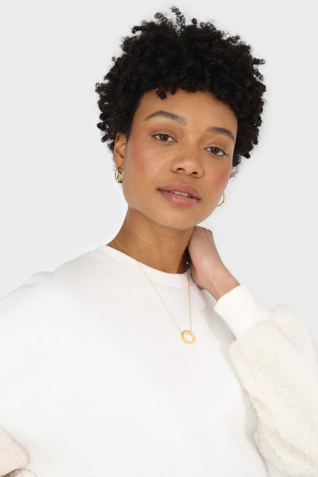 Ivory and beige faux fur sleeved sweatshirt_7