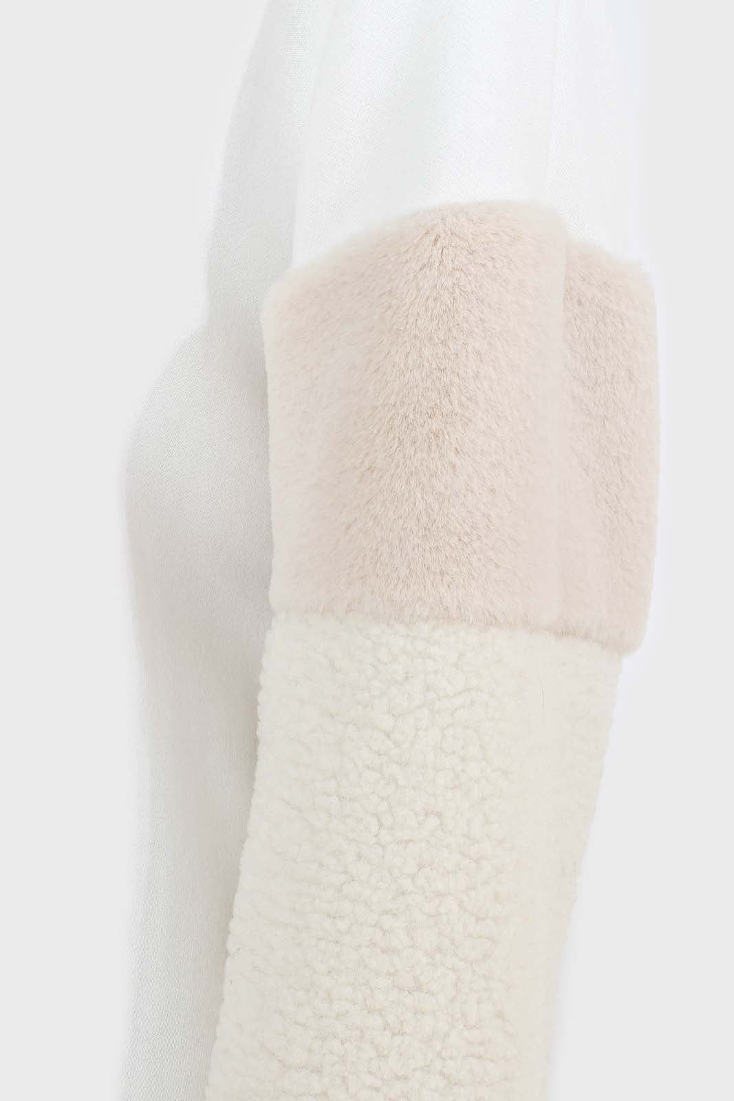 Ivory and beige faux fur sleeved sweatshirt_8