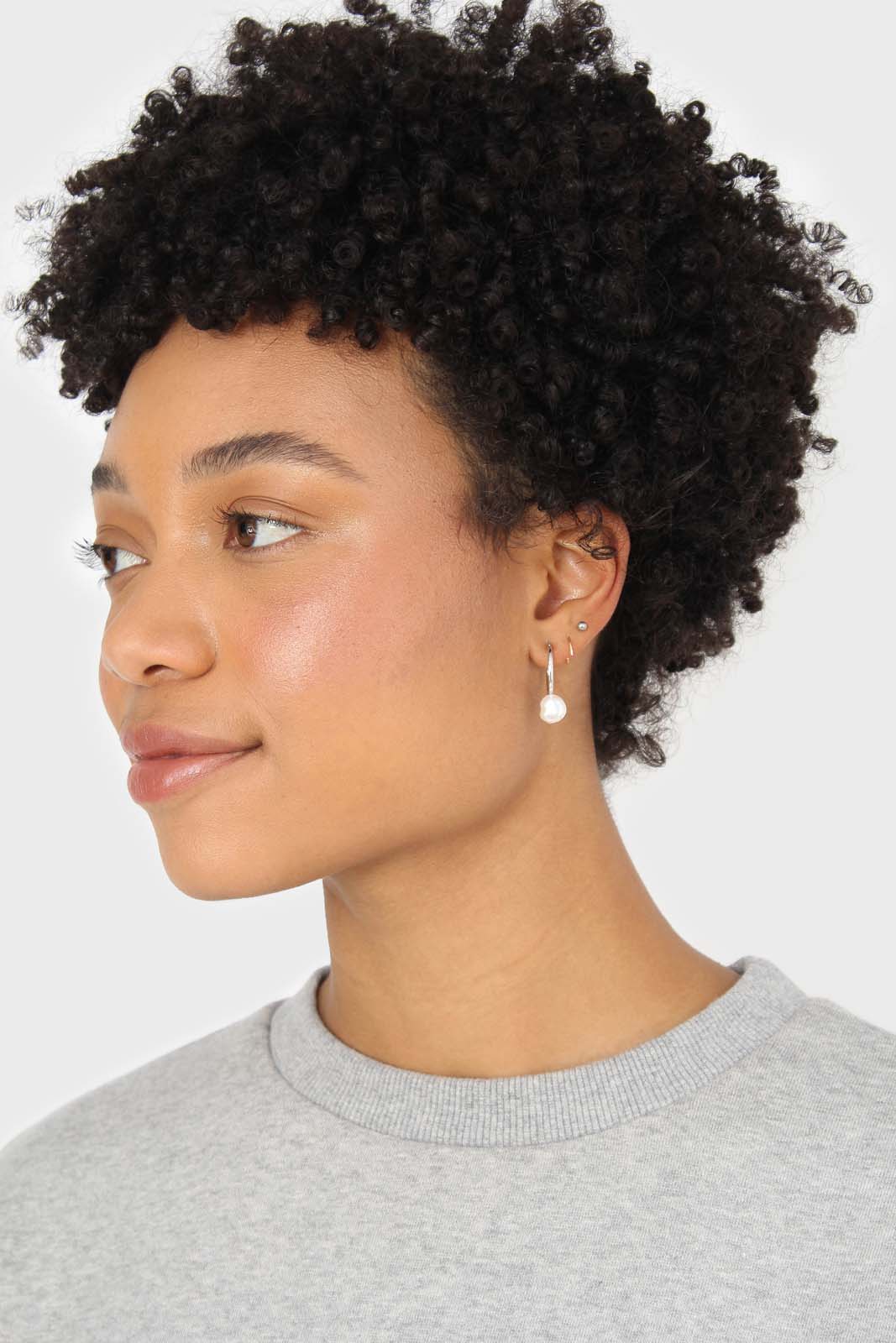 Grey and pink faux fur sleeved sweatshirt_9