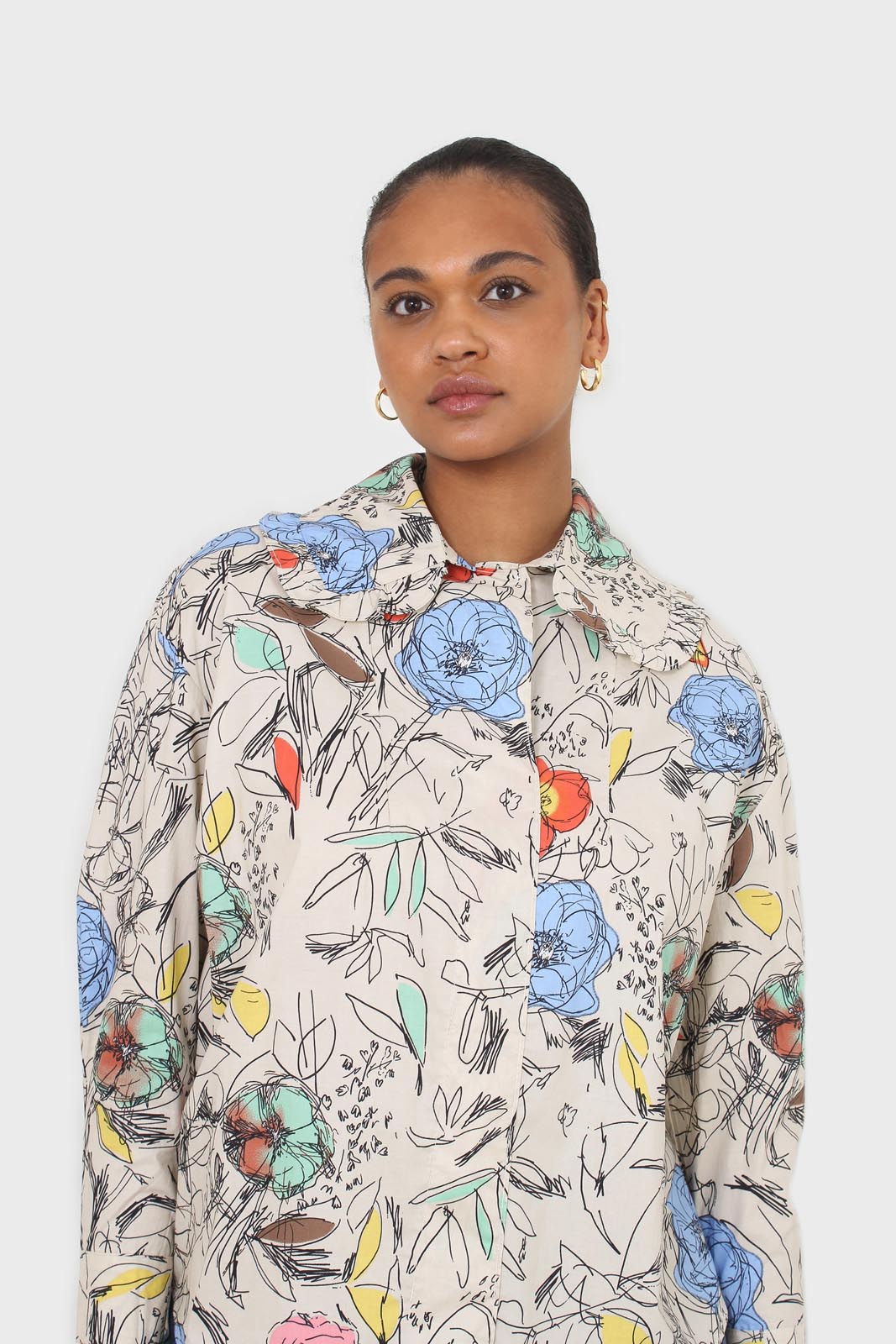 Ivory sketch print large collar blouse_1