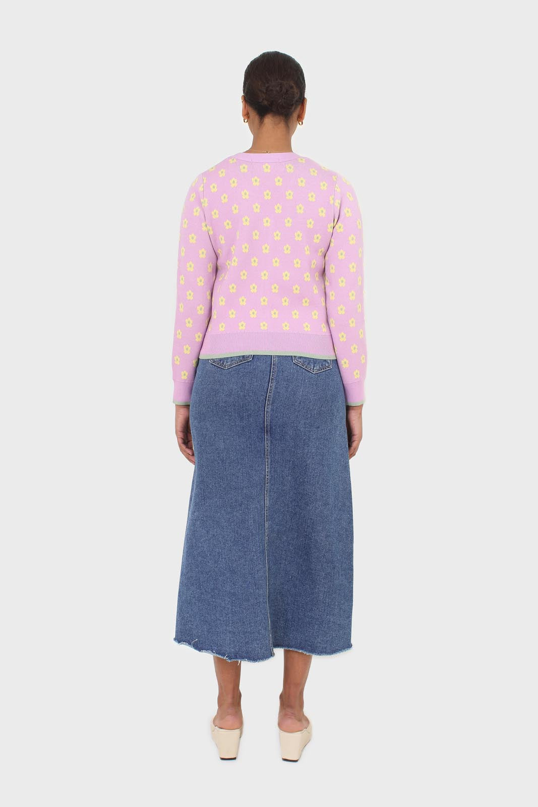 Lilac and yellow intarsia daisy cardigan_4