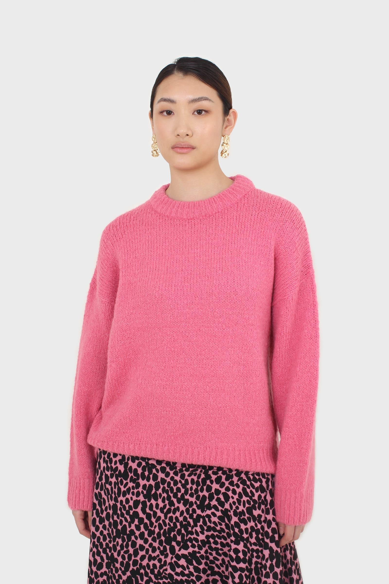 Hot pink oversized crew neck jumper_4