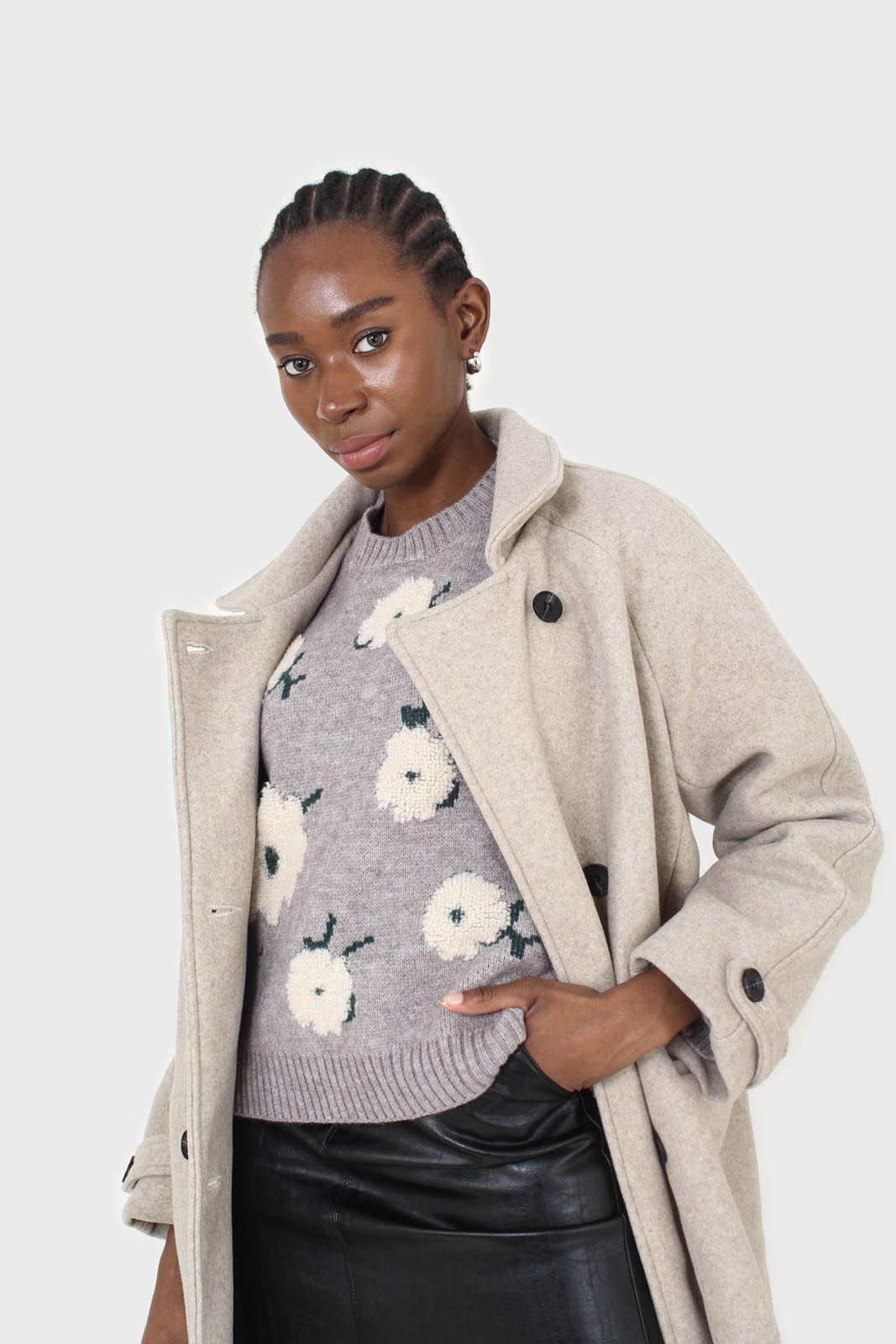 Grey and white floral crew neck jumper_4