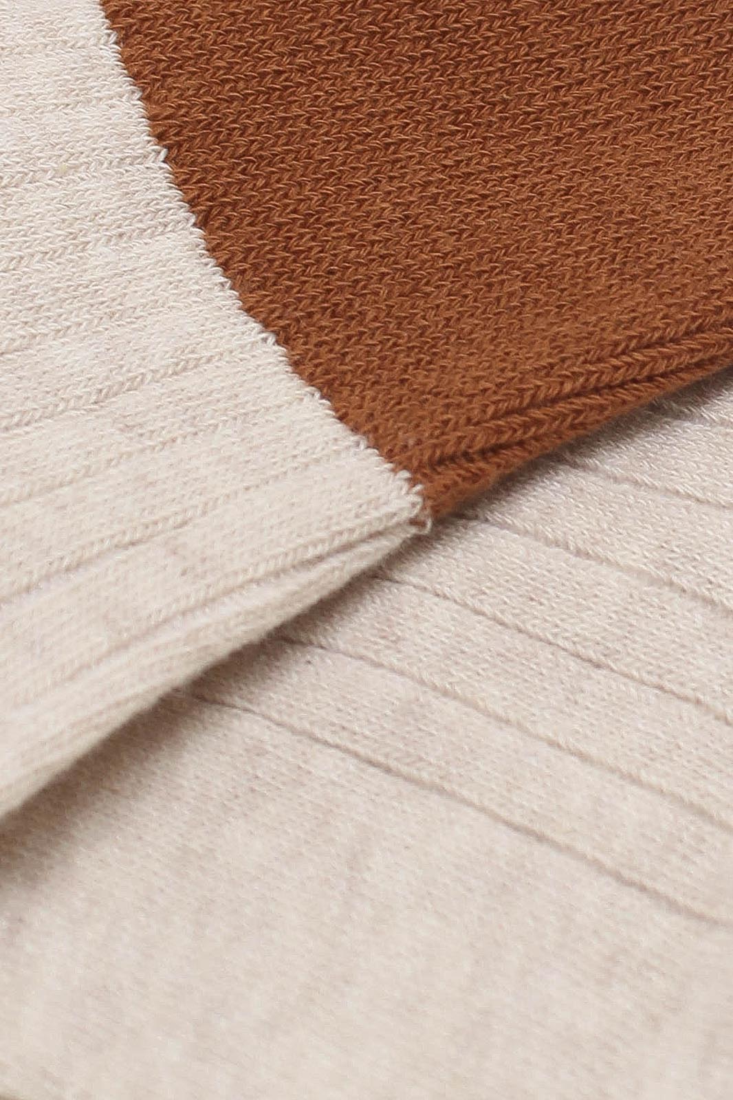 Oatmeal and brown candy colourblock socks_4