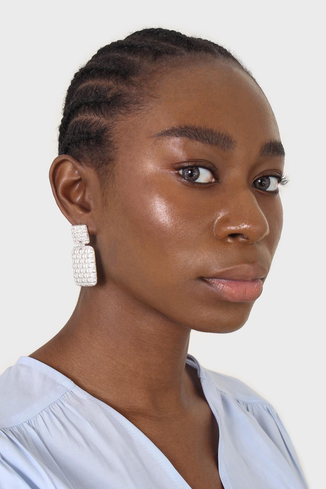 Silver woven square earrings_3