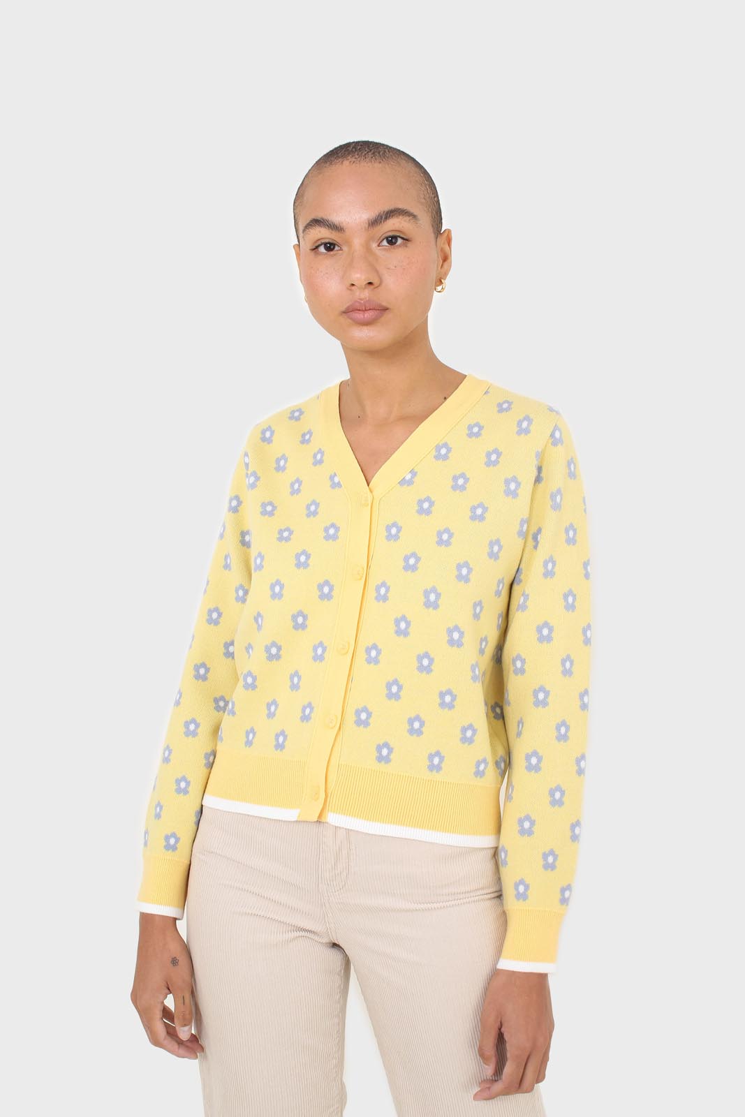 Yellow and blue intarsia daisy cardigan_8