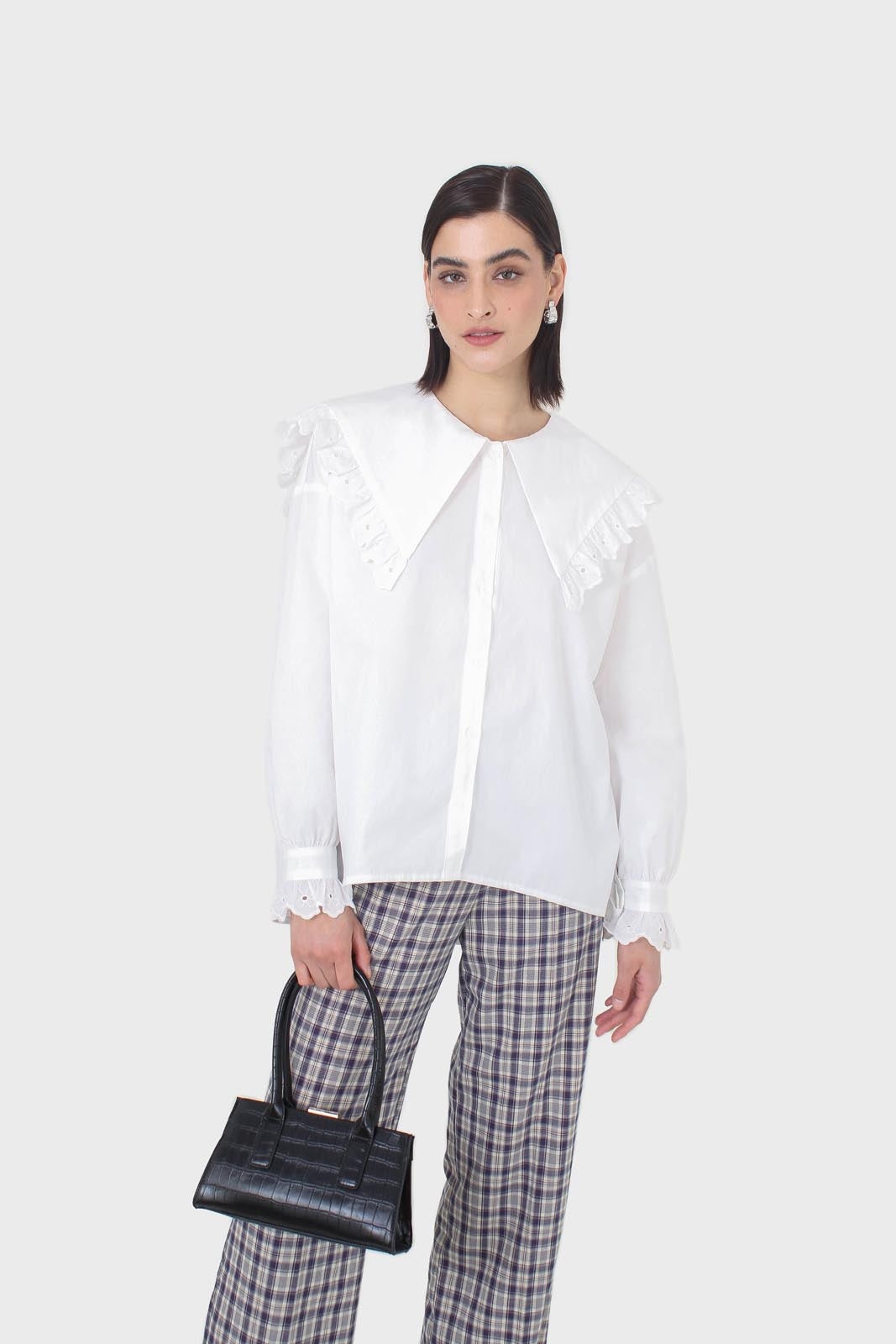 White large pointed collar cotton blouse_10