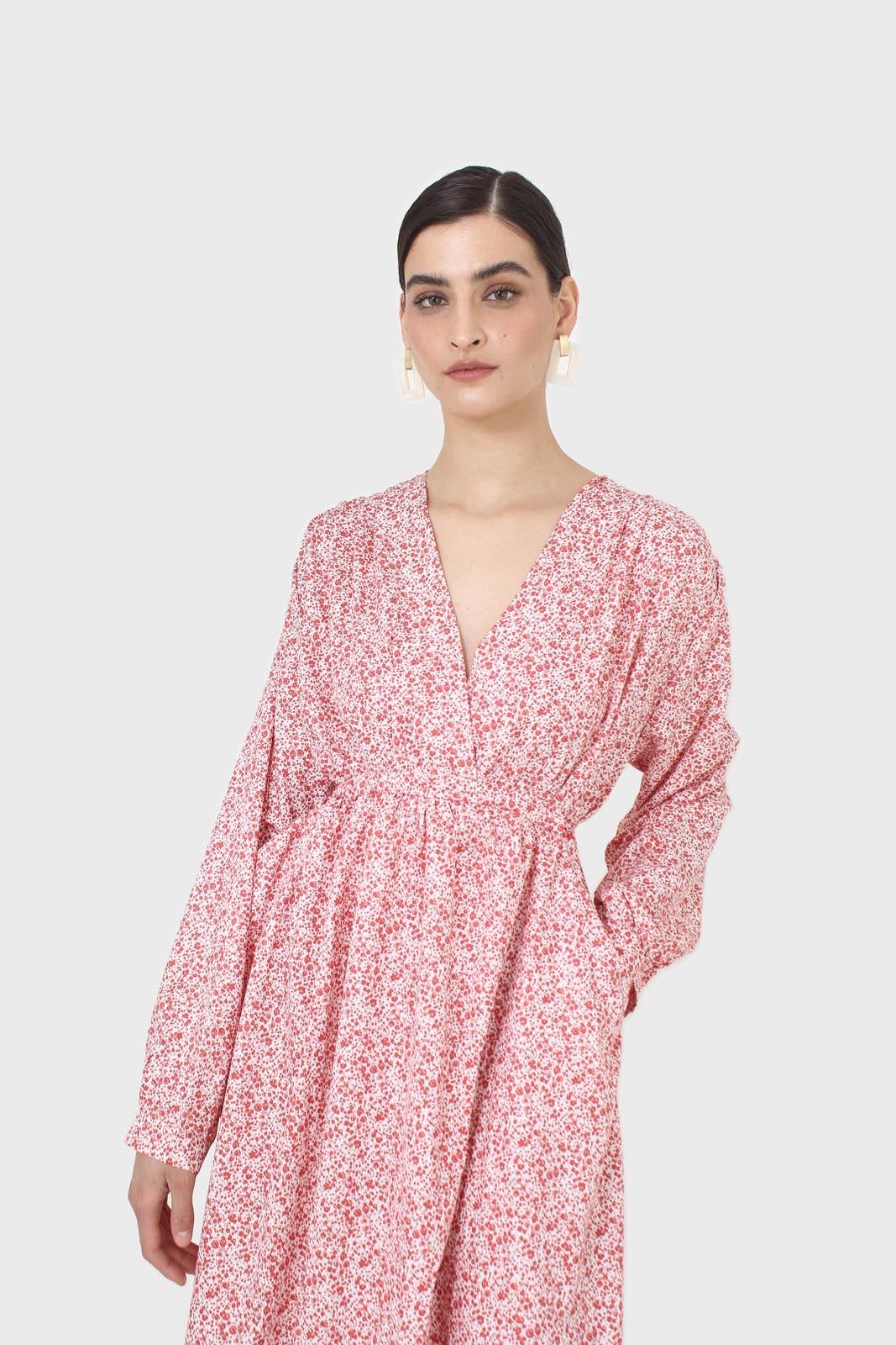 Pink and ivory floral print tie back maxi dress_5