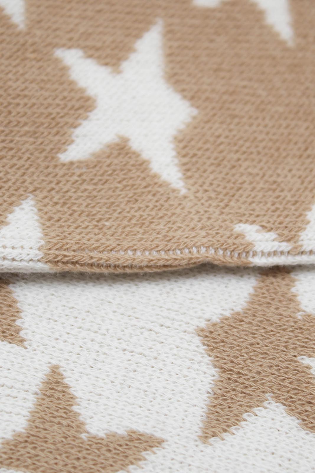 Beige contrast stars socks_2