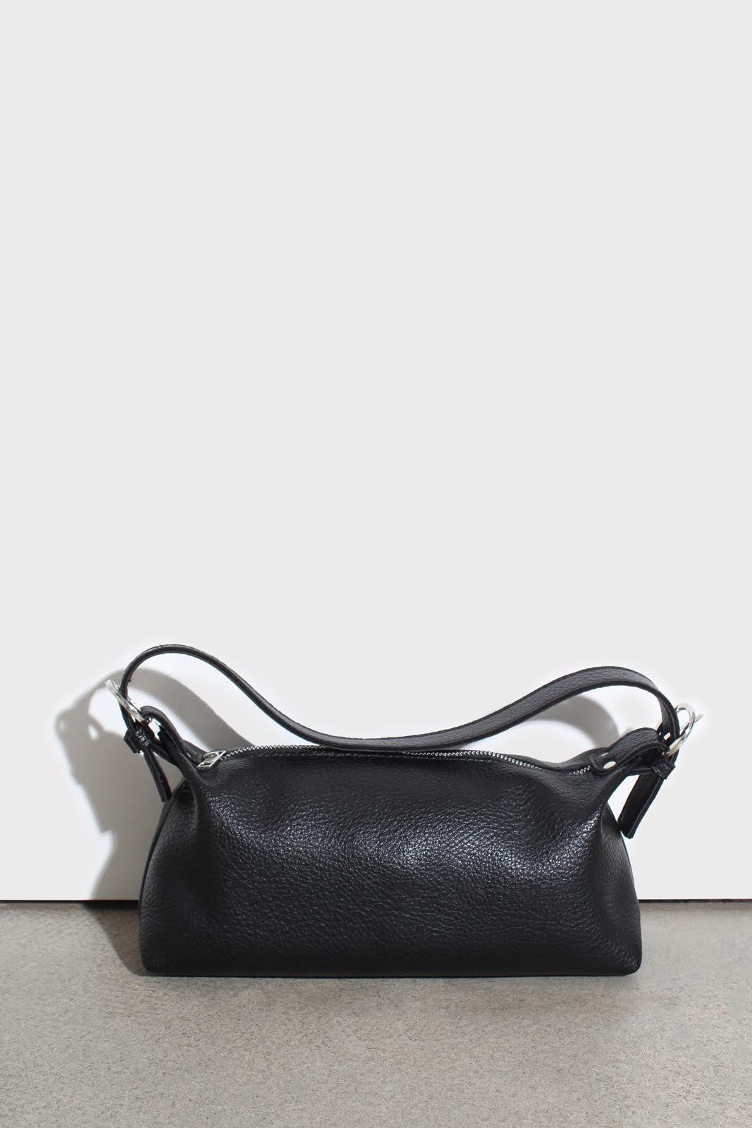 Black vegan leather shoulder bag_1