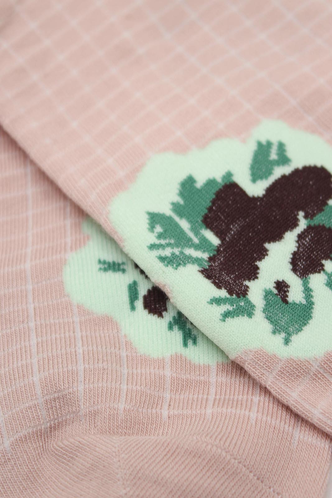 Beige floral grid socks_2