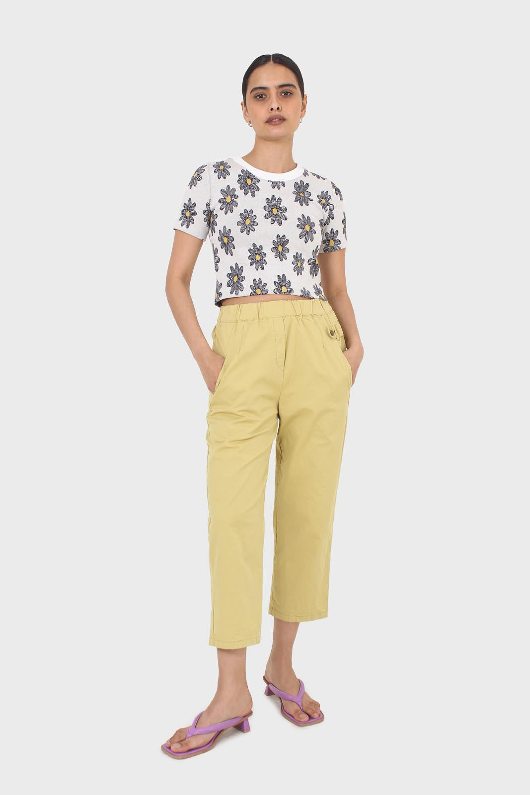 Ivory large daisy print cropped tee_4